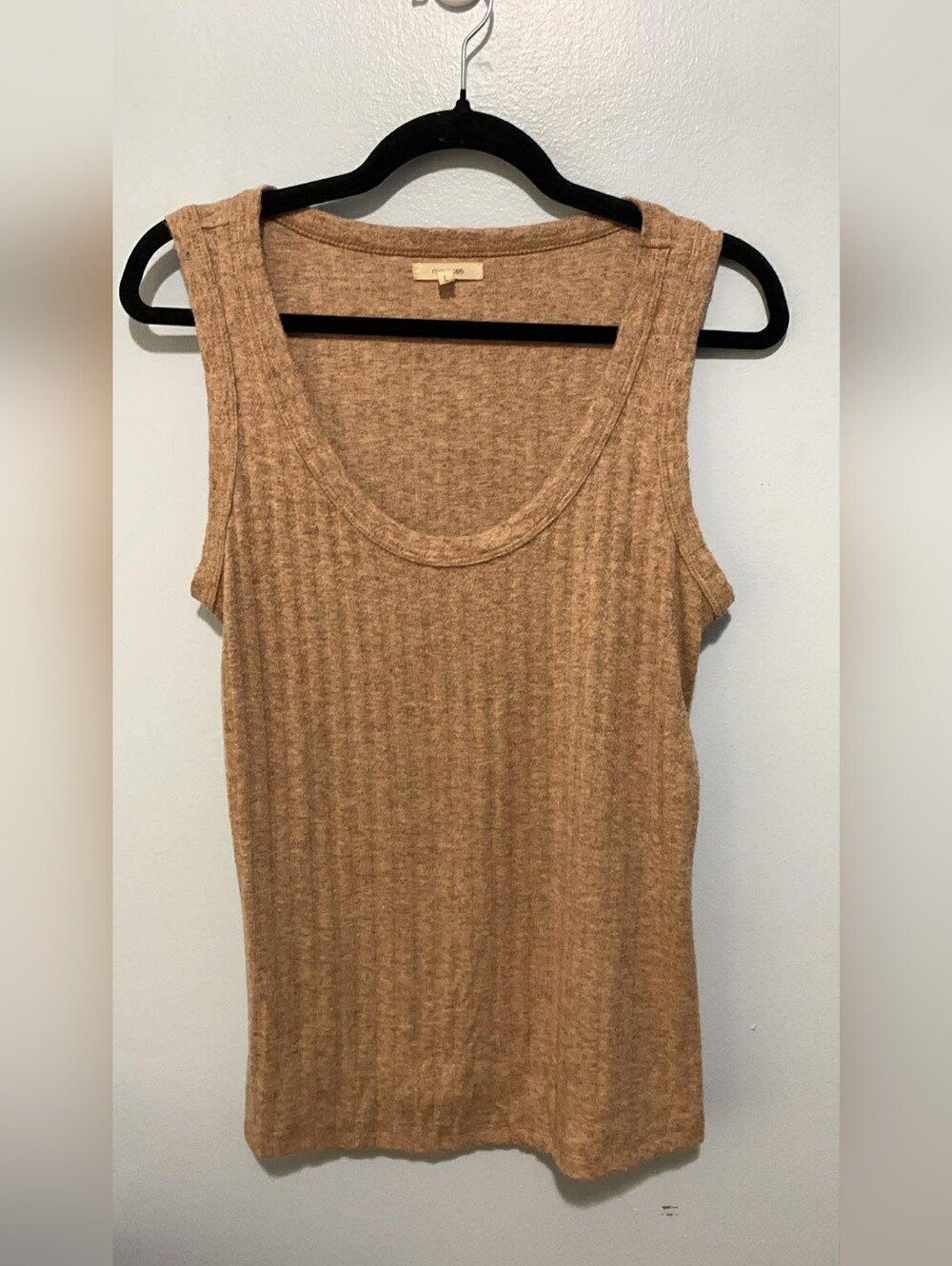 Women’s Sleeveless Ribbed Tank Top - Tan